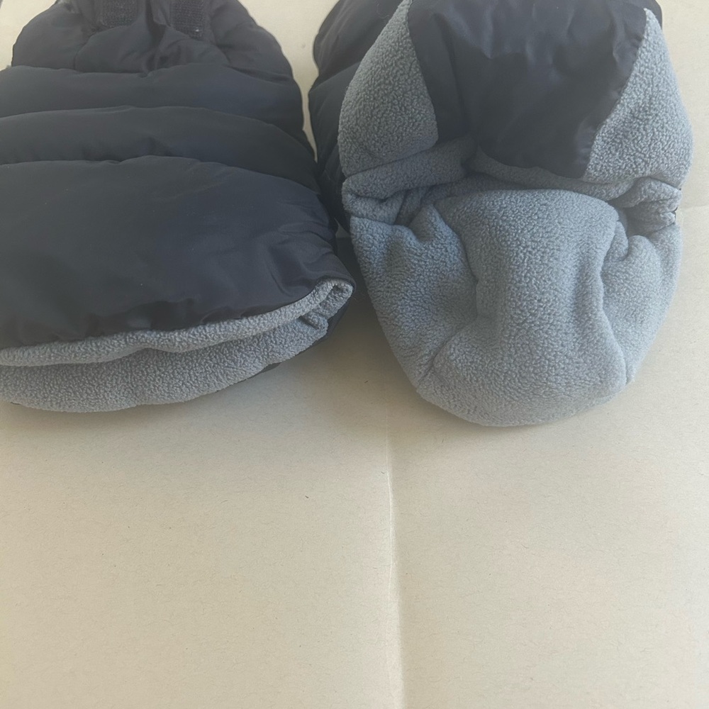 7 A.M. Enfant Black Winter Mittens